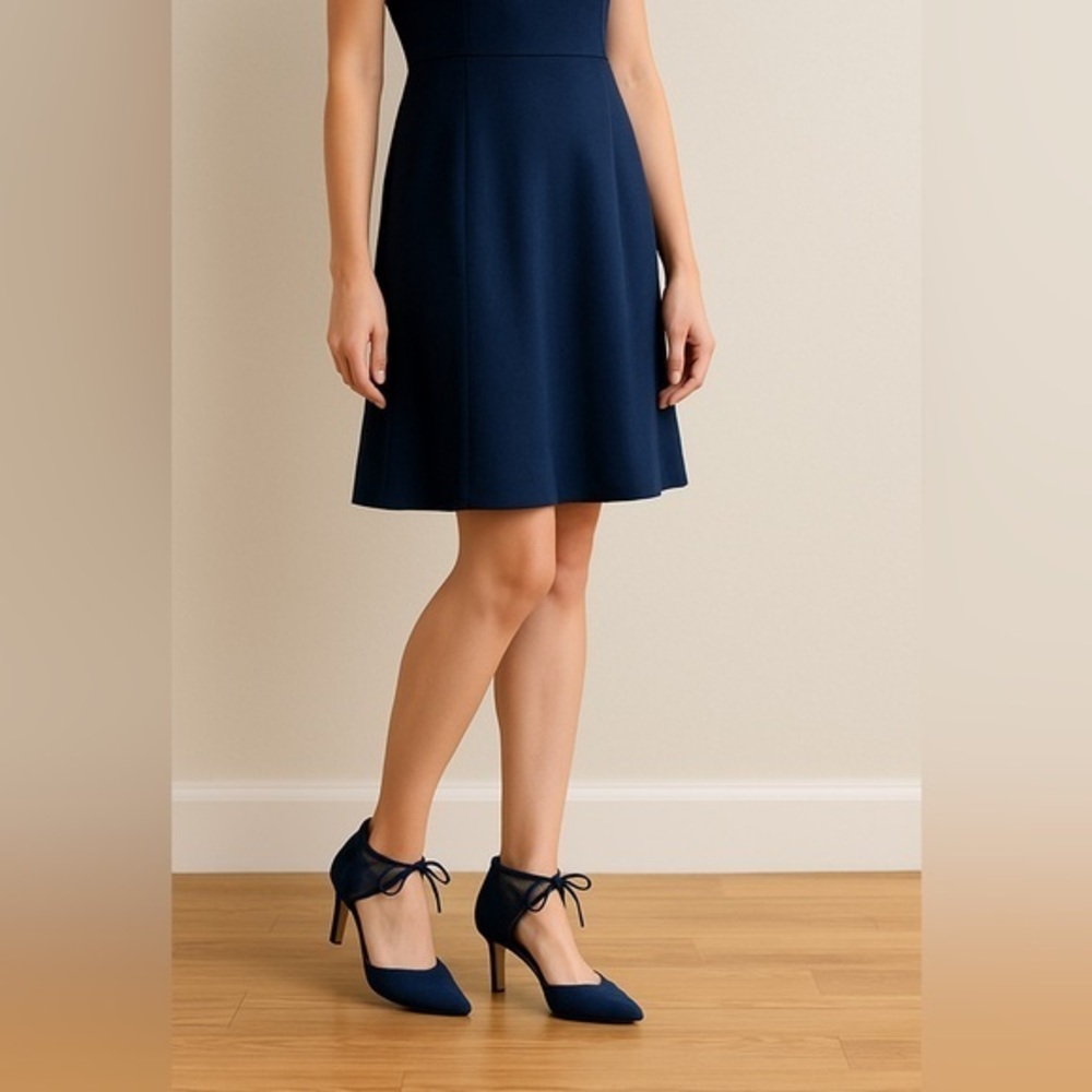 Elegant Navy Lace-Up Heels Bella Vita size 8.5